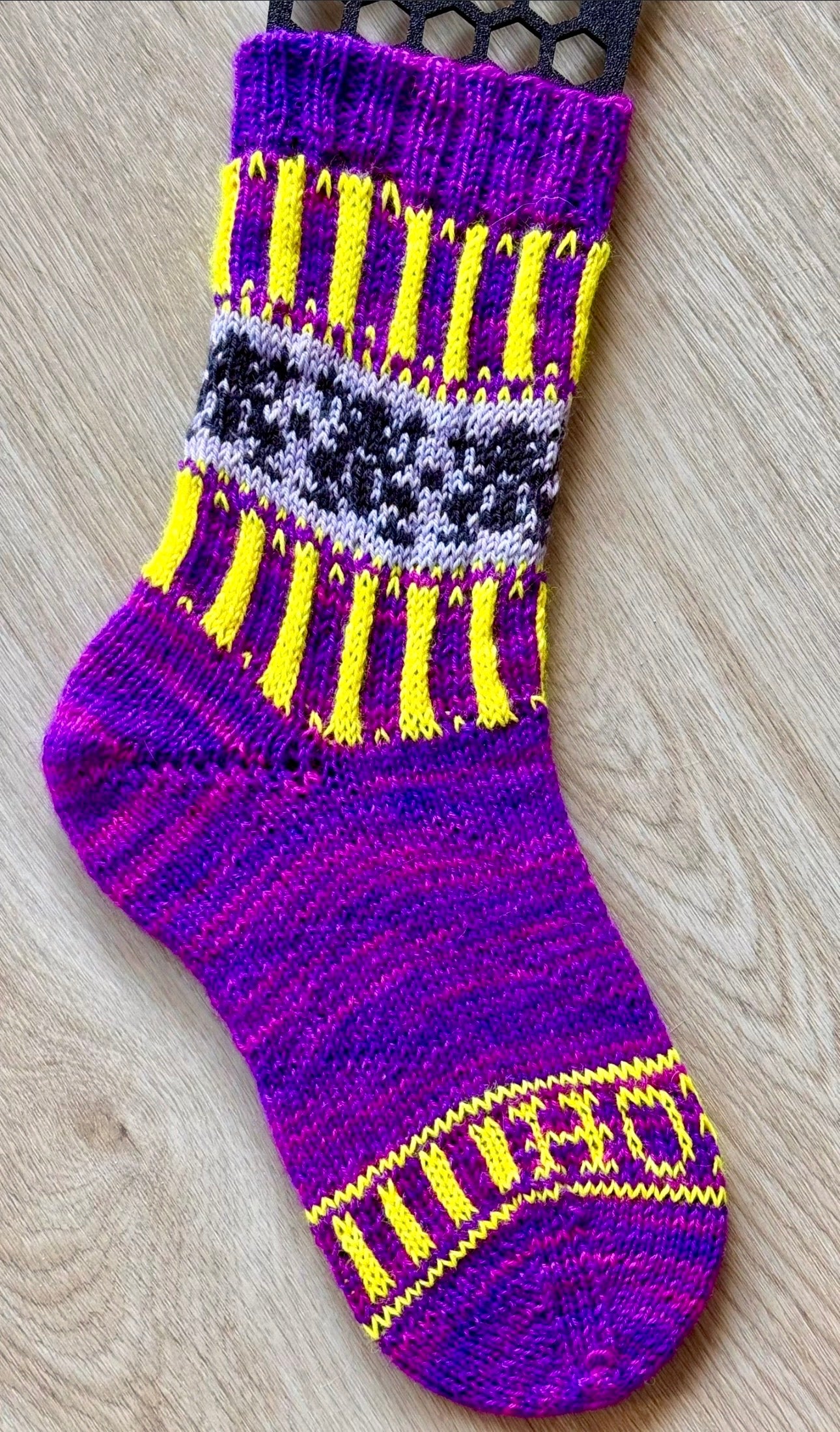 Honeydukes Glitzer Socken Set •Neon Schokofrosch• plus kostenloser Strickanleitung