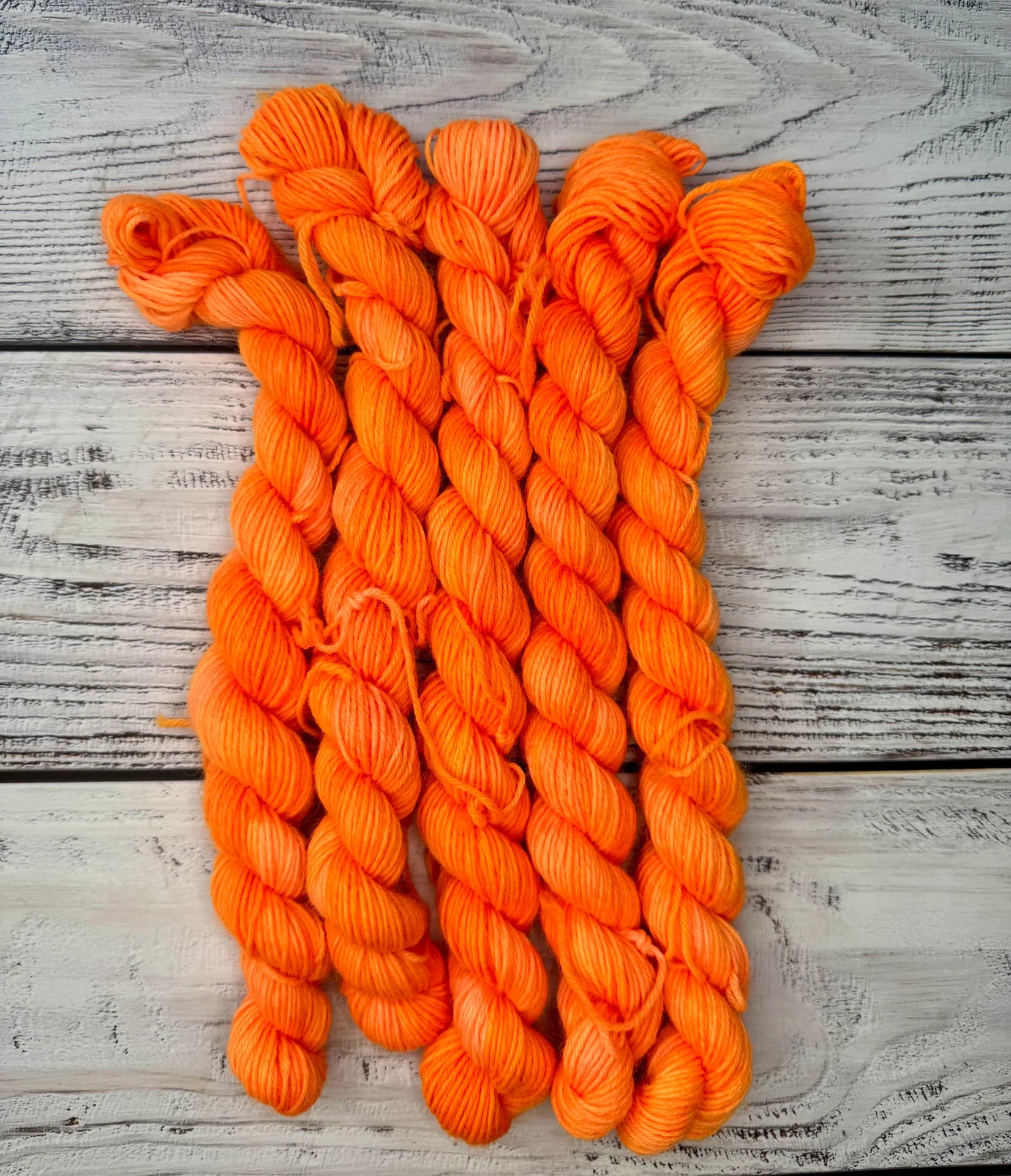 20g Mini Neon Orange