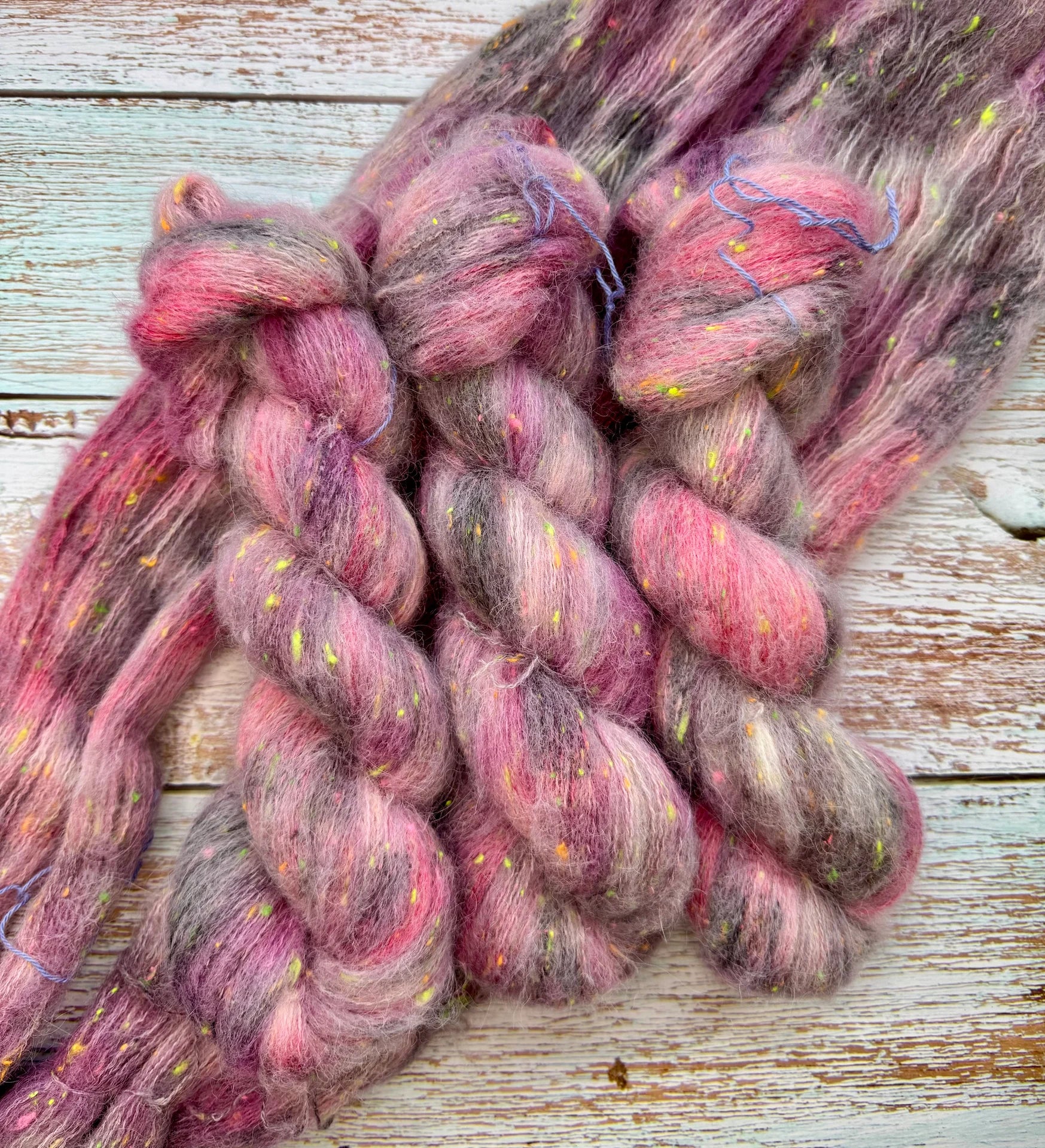 Neon Neps Fluff •Foxglove•