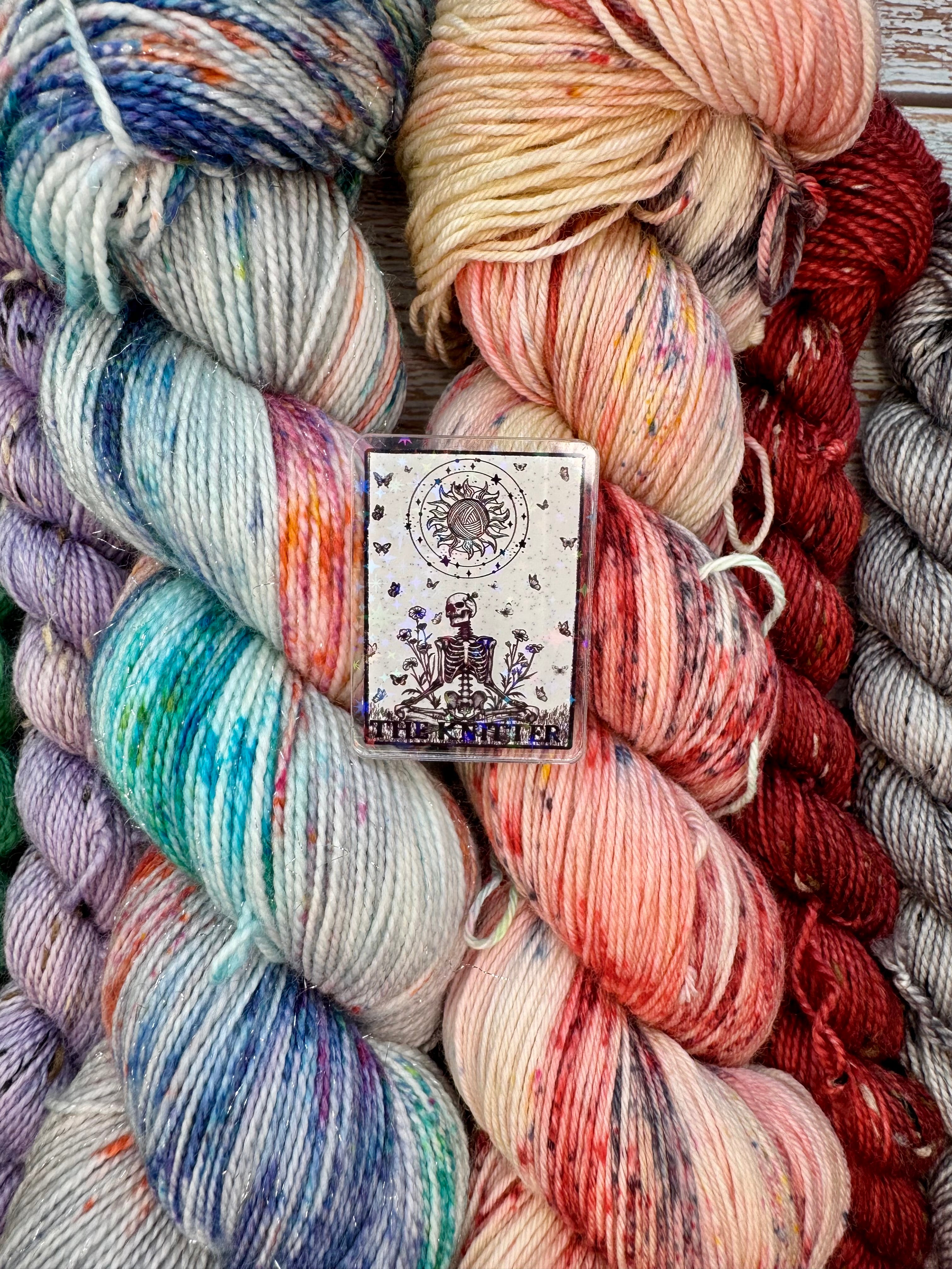 PIN •The Knitter•