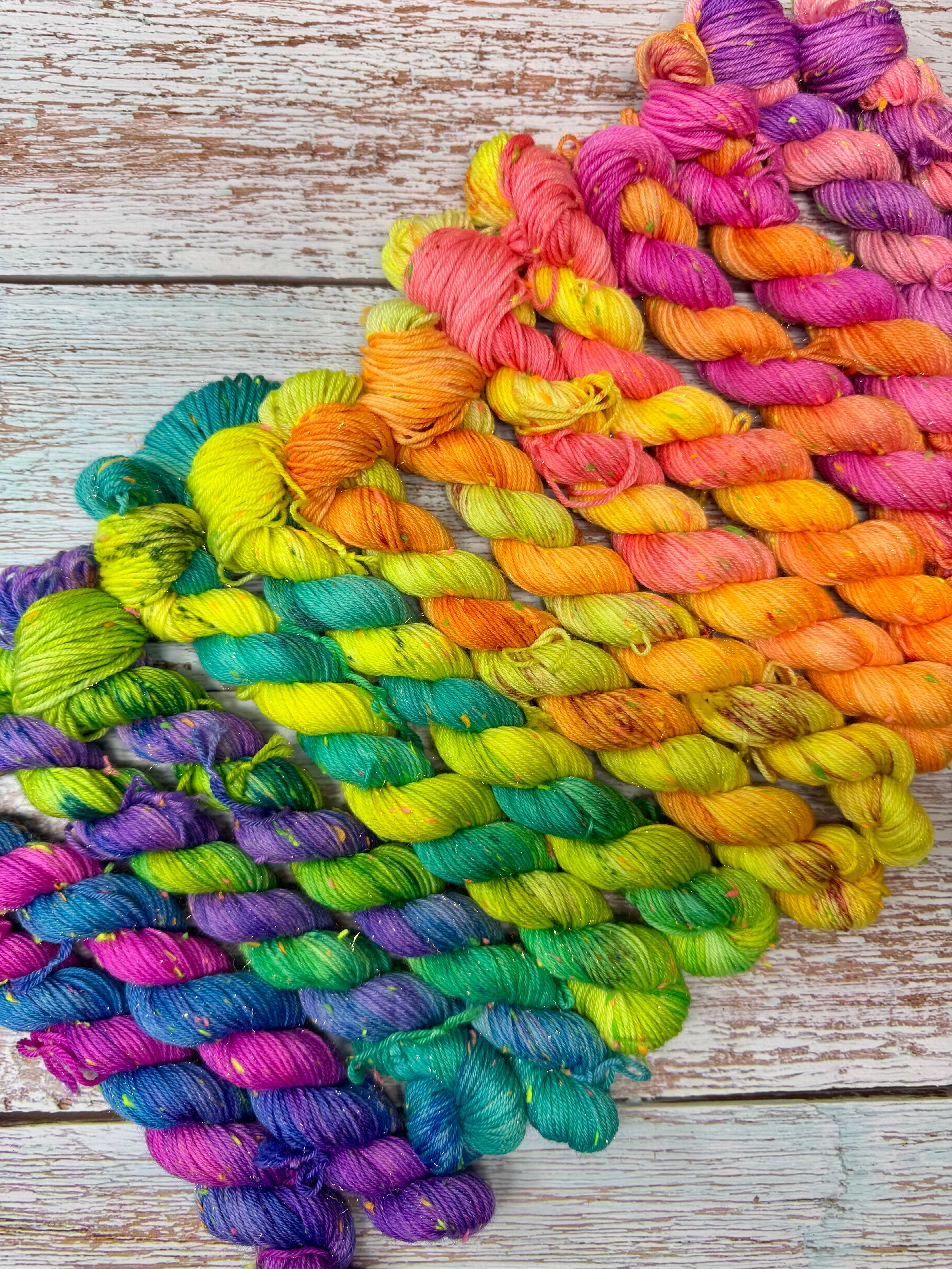 Mini Set Mermaid Sparkle & Neon Neps Sockenwolle °Rainbow Road°