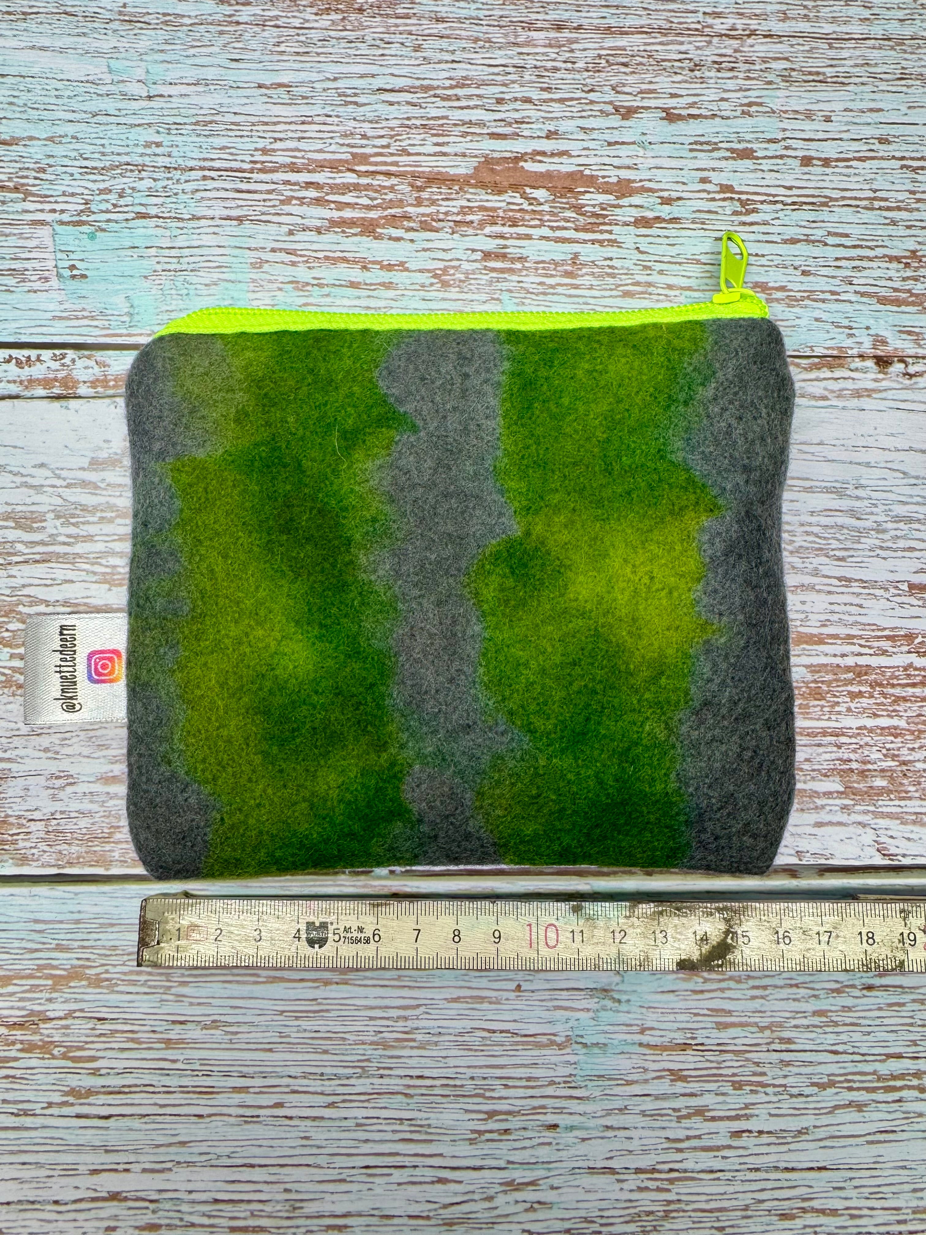 Filz Bag Tomb